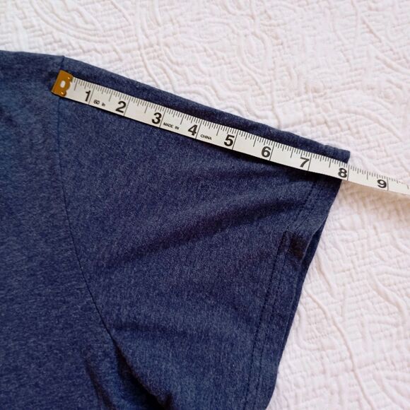 Pack of 2 men's short-sleeved t-shirts, size L, graphic t-shirt plain t-shirts. - Picture 15 of 16